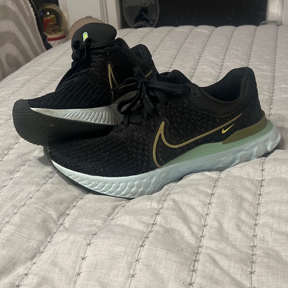 Nike Flyknit